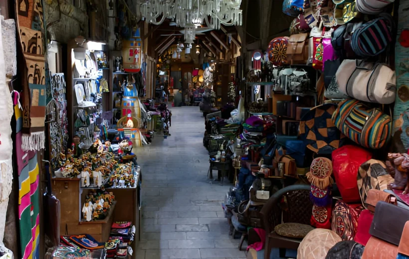 From Hurghada: Local Markets and Khan el Khalili Private Shopping Tour