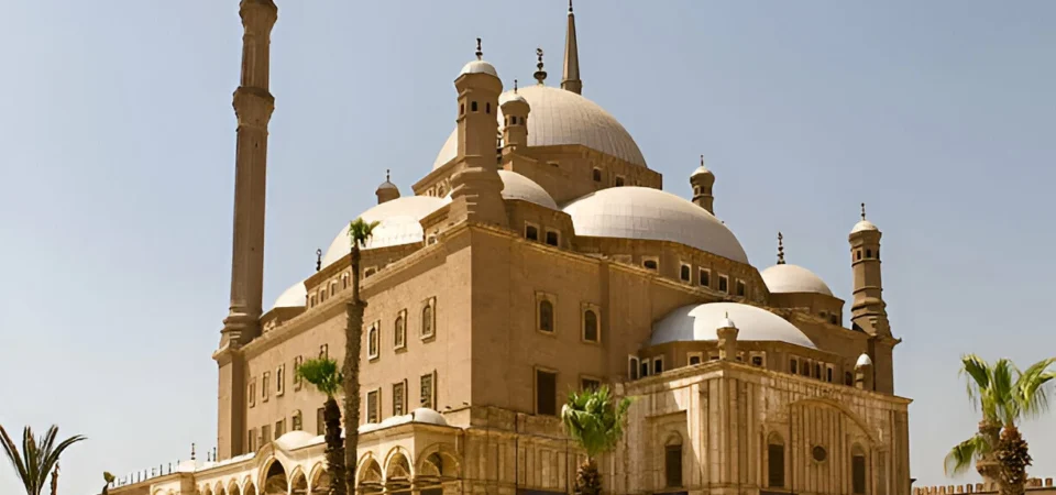 Cairo: Salah El Din Citadel and Old Cairo bazaar Guided Tour