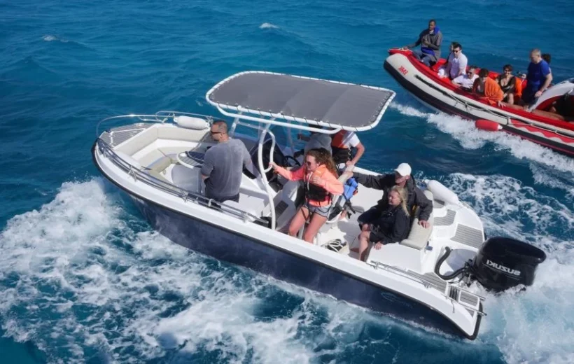 Hurghada: Giftun Island Speedboat Cruise to Orange Bay