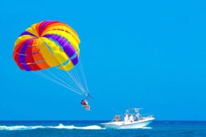 Parasailing Fly With Transportation Fly in The Sky From Hurghada